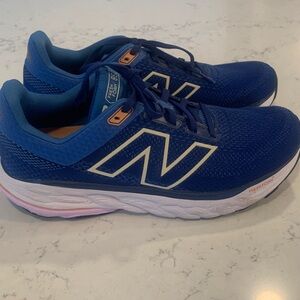 New Balance 10.5 Blue Athletic Shoes Running Workout Fresh Foam 860 Aerobics